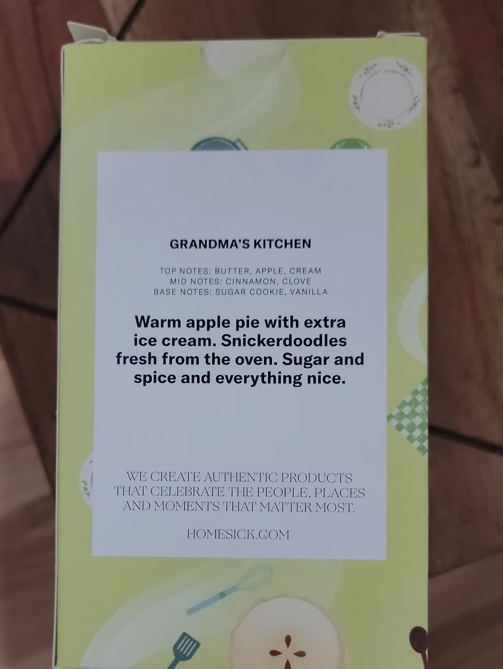Homesick Grandma's Kitchen Scented Candle - Cream
